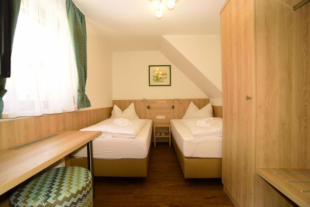 Apart Of Me Ferienhaus Faaker See Villach Extérieur photo