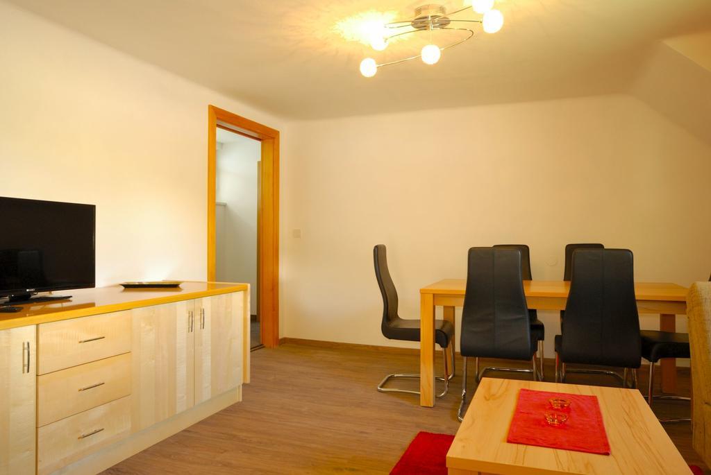 Apart Of Me Ferienhaus Faaker See Villach Extérieur photo